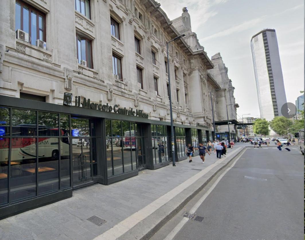 Guesthouse Central Station Group - Via Sammartini 15 Milán Exterior foto